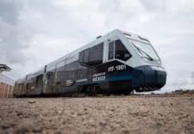 Claudia Sheinbaum aborda el Tren Interoceánico en Tonalá, Chiapas